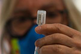 Reino Unido aprueba cuarta vacuna del Covid