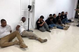 Caen 17 extranjeros por magnicidio; se desatan protestas en Haití
