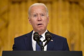 Biden promete represalias contra el Estado Islámico tras atentado en Kabul