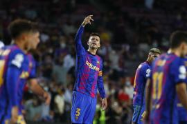Paciencia y confianza, pide Barcelona a su afición tras goleada