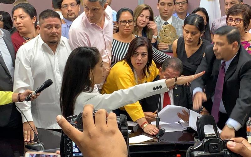 Verónica Hernández, da su primer mensaje oficial como Fiscal en Veracruz