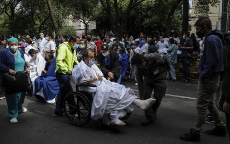 Covid y sismo terror; en hospitales