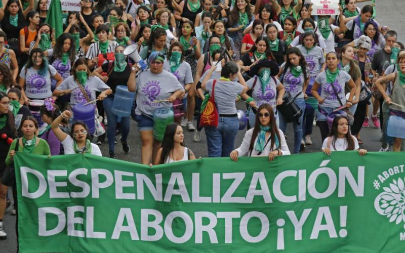 Con cuatro votos en contra y uno a favor se desecha proyecto para despenalizar aborto en Veracruz