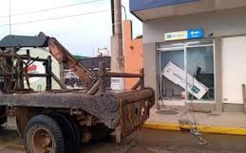 En Jáltipan sur de Veracruz abaten a un criminal y detienen a tres mas