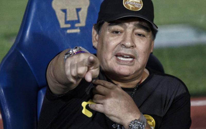 Llama Conmebol a Maradona y otras leyendas a participar en colecta por Covid-19