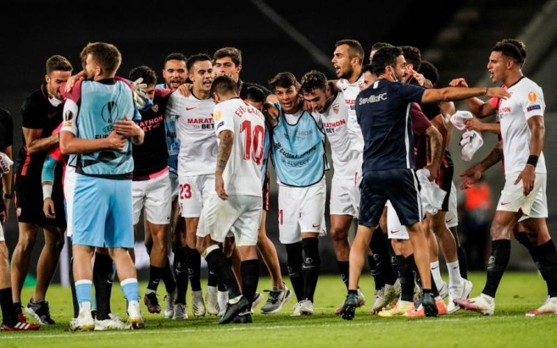 Sevilla se impone al Man United y es el primer finalista de Europa League