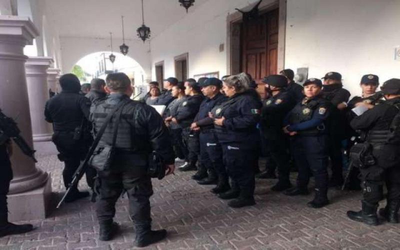 Policías de Jalostotitlán y Poncitlán son intervenidos en Jalisco