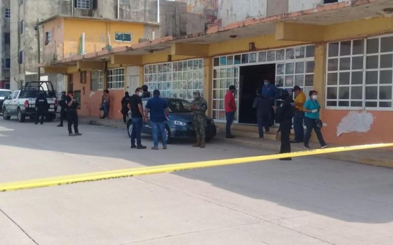  Hieren de un balazo en la cabeza a joven en Coatzacoalcos