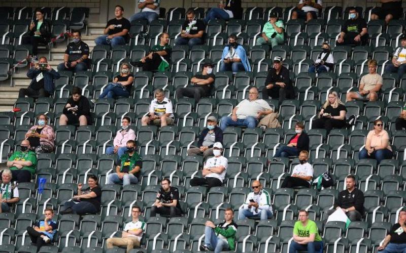 Aficionados podrían regresar a los estadios en la Copa de Alemania
