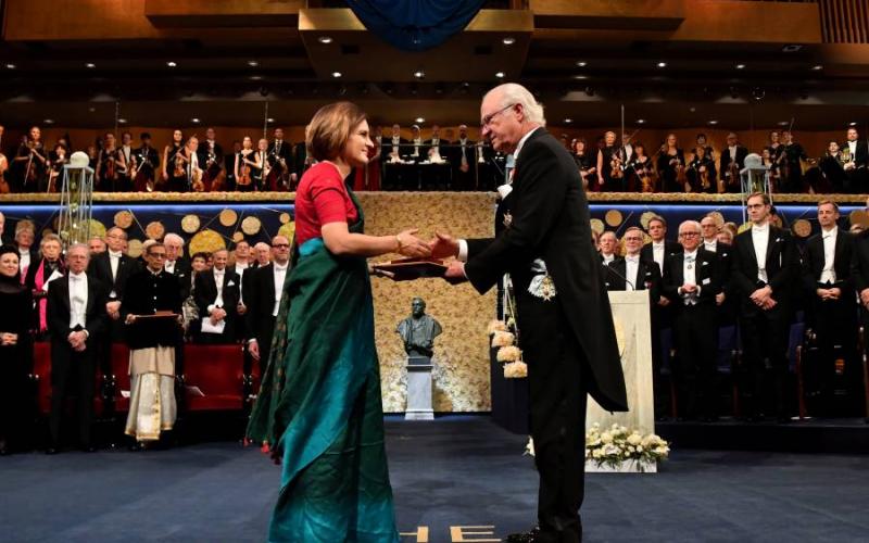 Ganadores del Nobel recibirán 110.000 dlrs adicionales por aumento del monto del premio