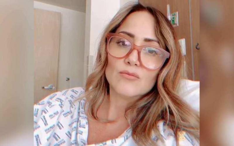  Andrea Legarreta hospitalizada por COVID-19 