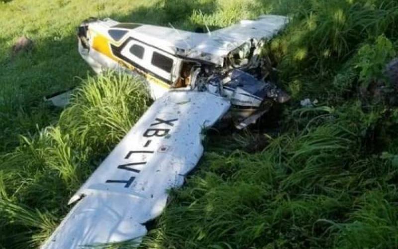 Dos personas fallecieron luego de desplomarse avioneta en Durango