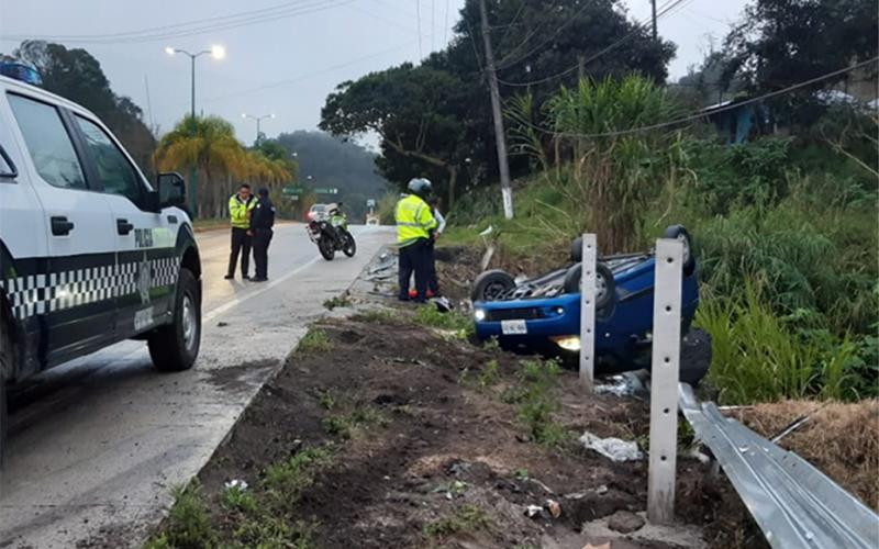 Instalará la SIOP reductores de velocidad, para reducir accidentes en carretera Xalapa Coatepec