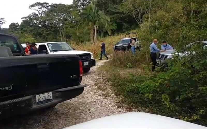 Localizan a masculino degollado con narcomensaje en la comunidad de Angostura, Atoyac