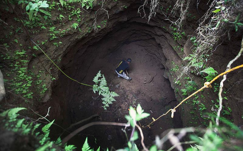 Contradicciones de Alejandro Encinas, sin identificar 18 cuerpos en fosas de Rio Blanco Veracruz