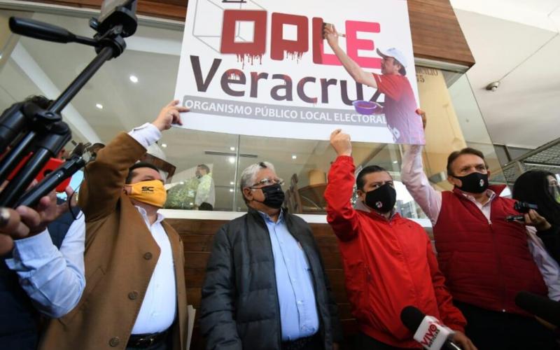 Denuncias para Morena, tras preparar fraude electoral en Veracruz: PRI,  PAN y PRD