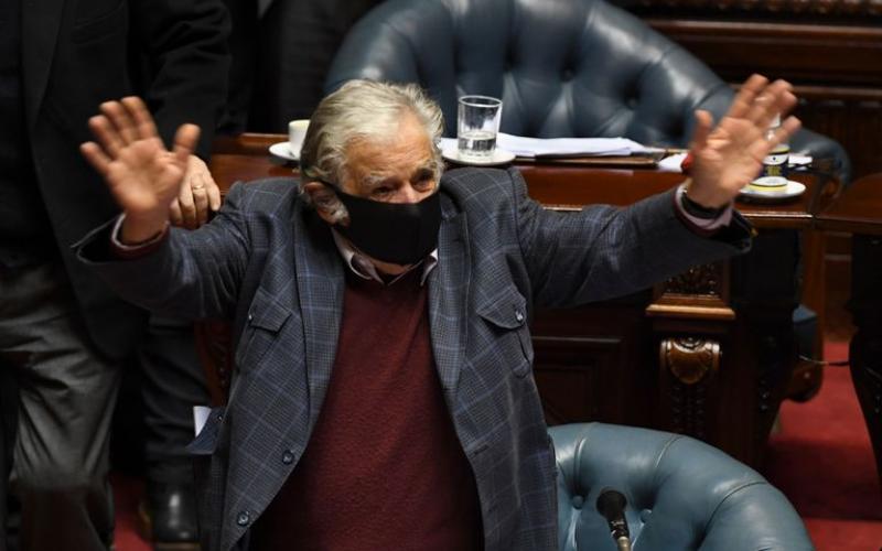 José Mujica ex presidente de Uruguay, renuncia a la vida política