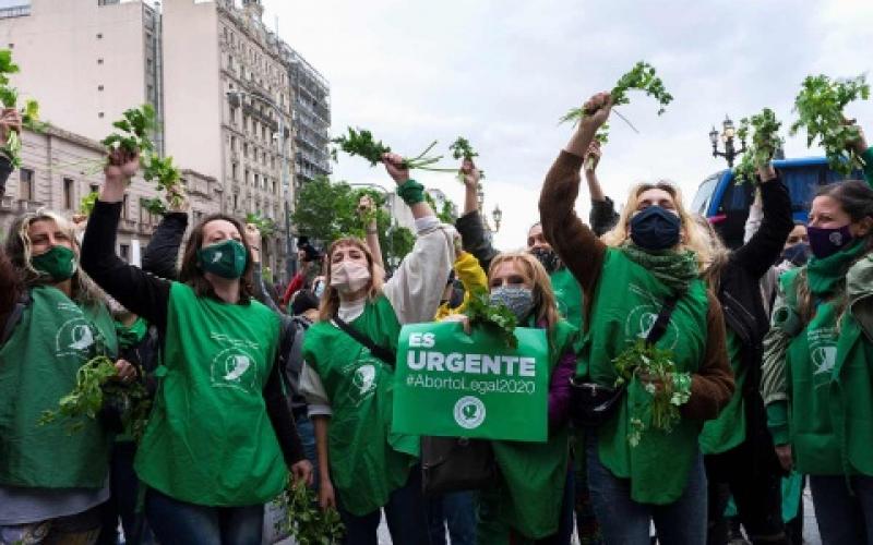 Argentina anuncia el envío de un proyecto de ley para legalizar el aborto