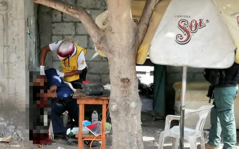  Ejecutan a balazos a líder de taxis en la zona de Cardel