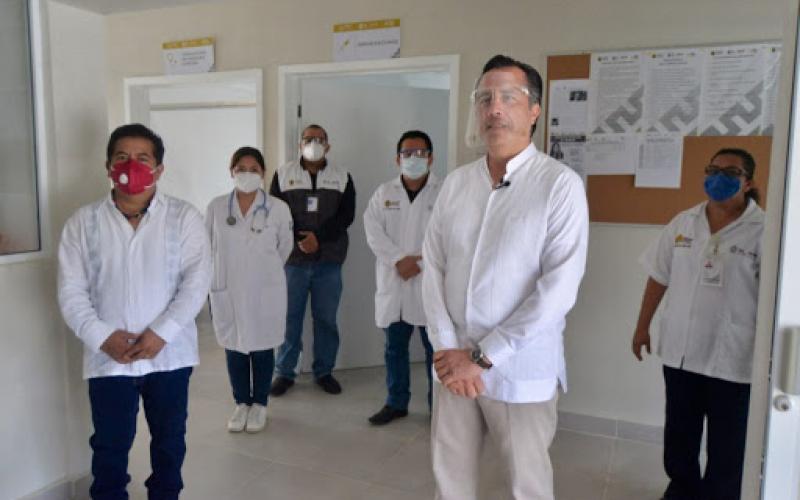  Cuitláhuac García cumple con mejores espacios de salud y educación en Papantla