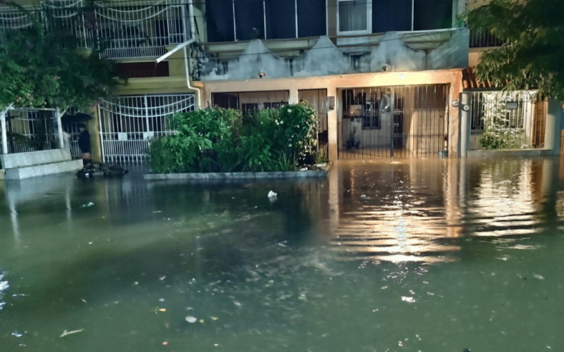 Ya son 50 mil pobladores damnificados en Tabasco tras fuertes lluvias