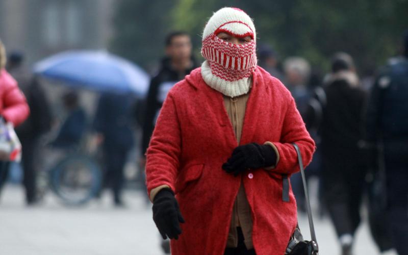 Frente frio, lluvia y descenso de temperatura en Veracruz