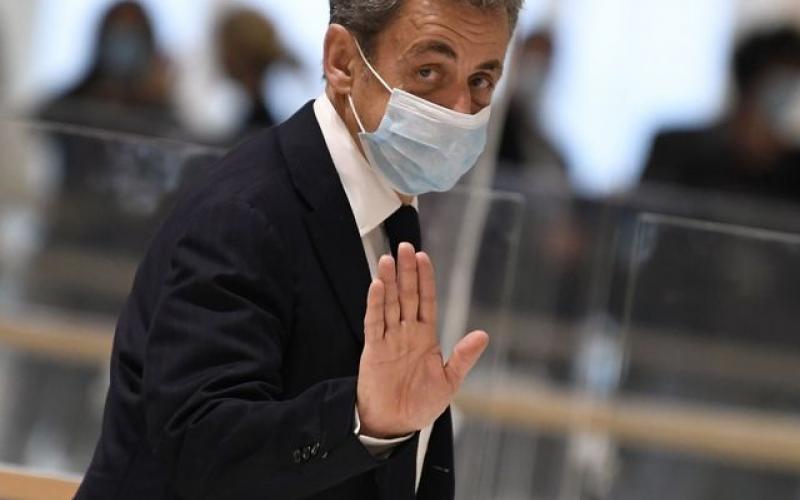 Casi siete años después de que saliera a la luz este caso conocido en Francia como el de las "escuchas", el ex presidente Nicolás Sarkozy compareció ante un tribunal de París