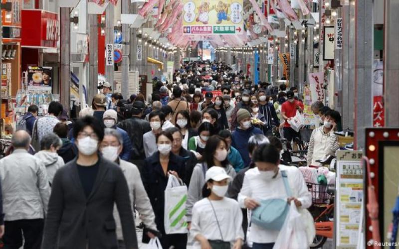 Japón entre en “alerta máxima” tras el récord de contagios diarios por COVID-19