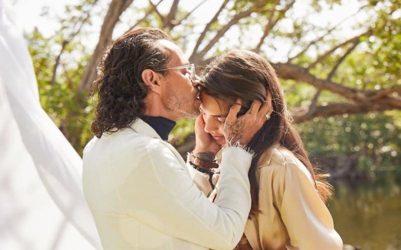 Marc Anthony vive un nuevo romance con misteriosa mujer