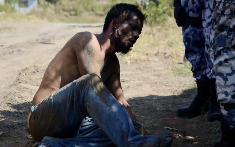 Habitantes veracruzanos de nueva forma golpean y someten a otro presunto ratero