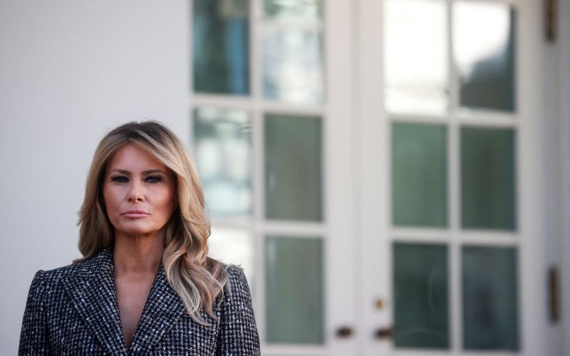 Melania Trump, una de las probablemente más enigmáticas primeras damas de Estados Unidos, ha recibido una oferta para escribir sus memorias