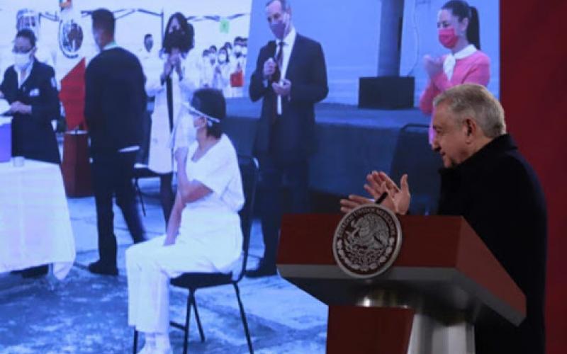 AMLO niega informes de que ya recibió la vacuna contra el COVID19