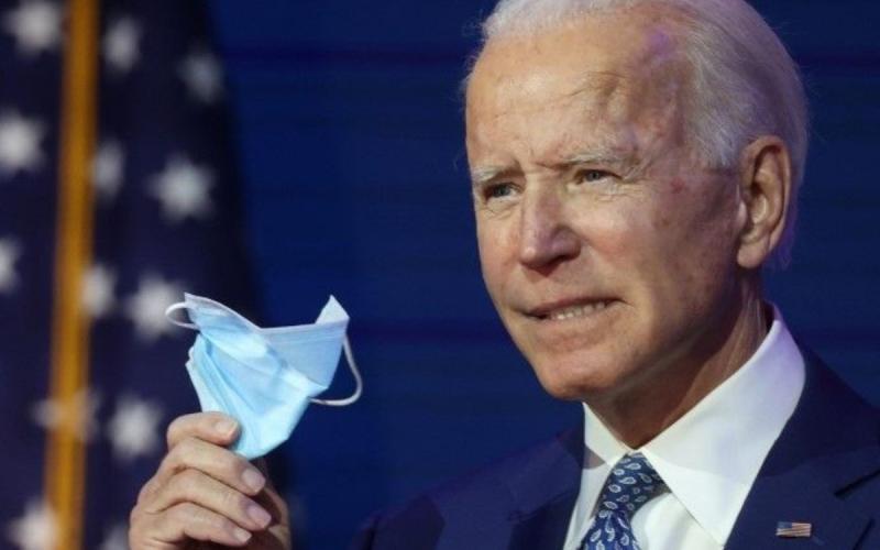 Joe Biden promete el control de COVID y reabrir escuelas