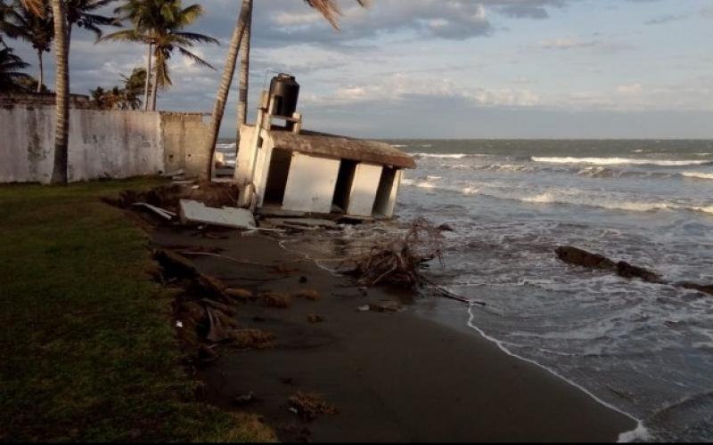 Kilómetros de playa desaparecen en Alvarado Veracruz