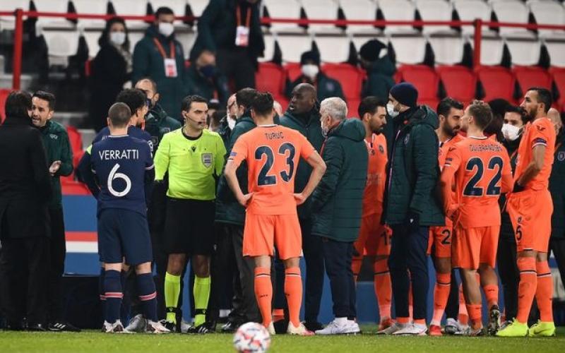 La UEFA abrió un expediente disciplinario en relación al partido de ‘Champions’ del martes entre PSG y Estambul Basaksehir, del que los jugadores se marcharon en señal de protesta después de que el club turco acusara de racismo a uno de los integrantes del equipo arbitral