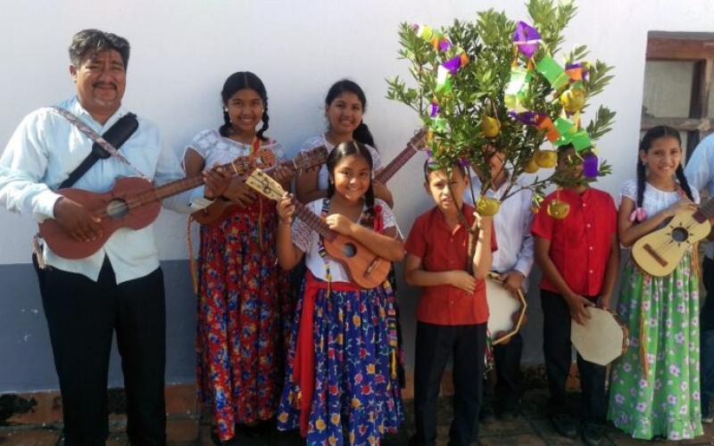 IVEC: Presenta tradiciones Navideñas de diferentes regiones de Veracruz