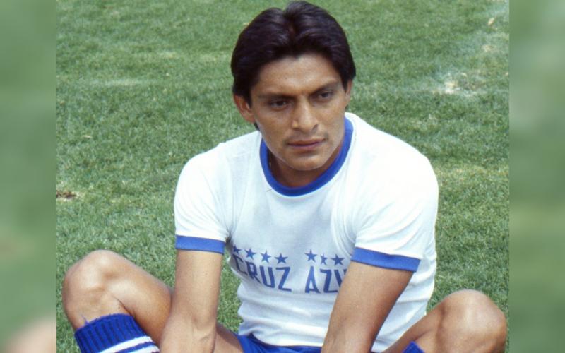 Cruz Azul lamenta la muerte de su ex capitán Víctor Romero por COVID19