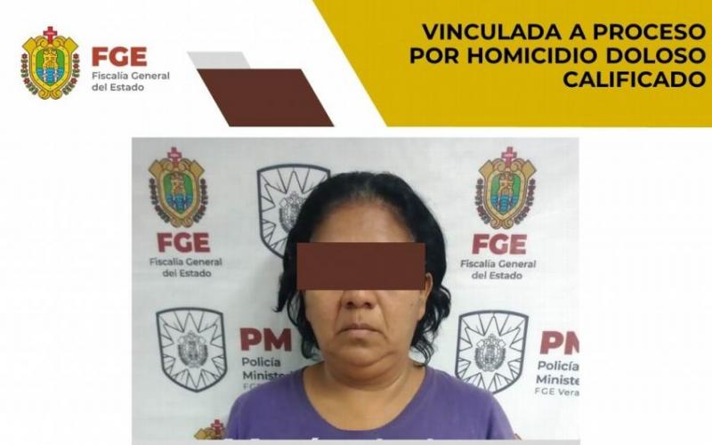 Mujer vinculada a proceso por homicidio