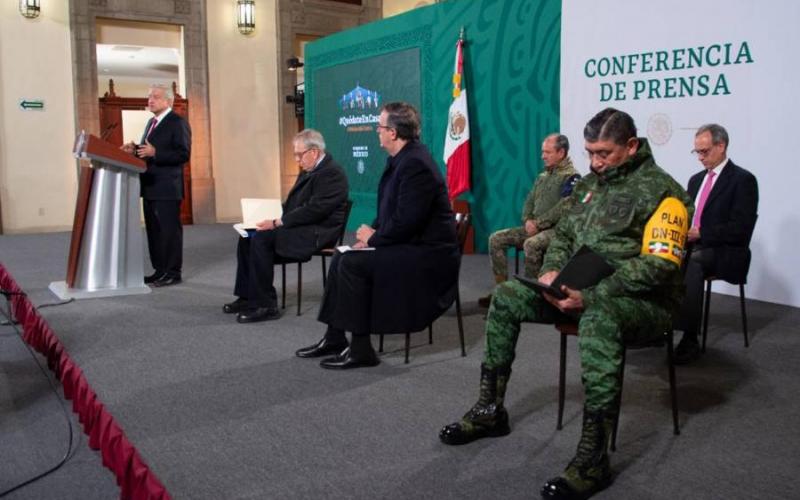 Vacunan a cien mil especialistas de la salud en un día