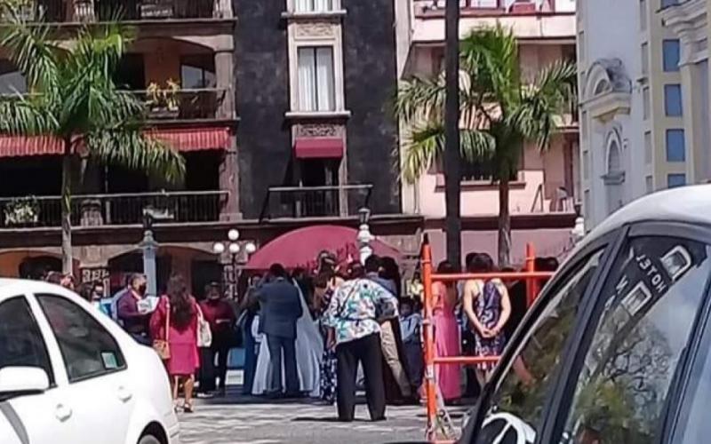   Sin importar pandemia, realizan otra boda en la Catedral de Córdoba, Veracruz