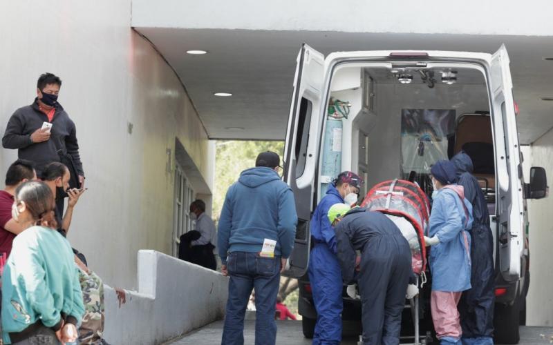 Suman siete hospitales, entre ellos dos en Xalapa, con capacidad al 100 por ciento en camas ocupadas en hospitalización general de pacientes de covid-19 en el estado de Veracruz