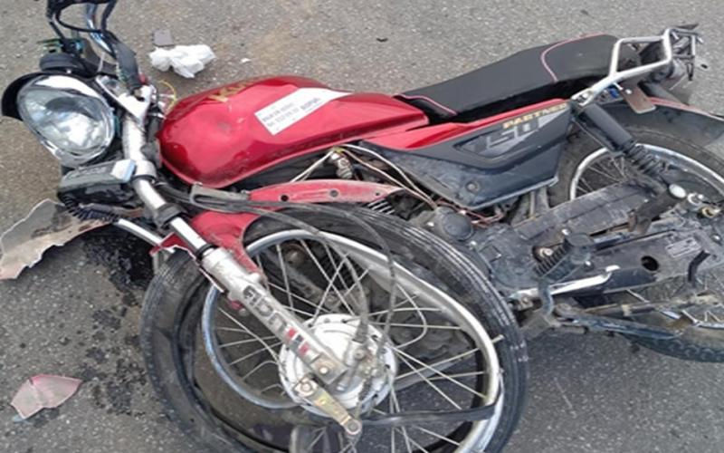 Accidente de motocicletas deja dos heridos en el Barrio San Diego, Acayucan