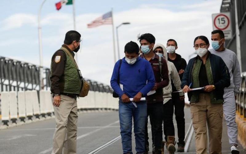 EEUU empezara a aceptar a los solicitantes de asilo deportados a México