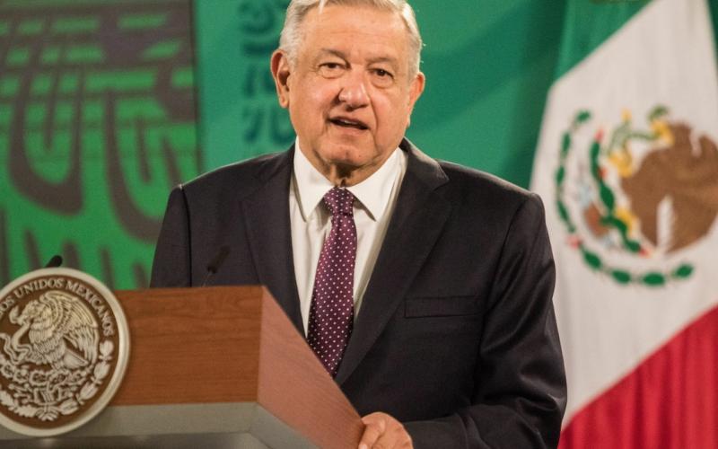 El Presidente Andrés Manuel López Obrador descartó sanciones para escuelas privadas que pretenden abrir planteles, para dar clases presenciales en marzo.