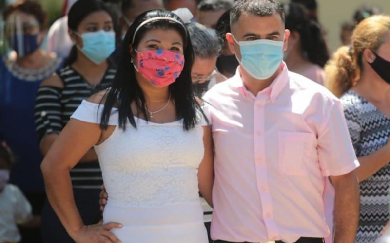 Boda masiva de 400 parejas en Nicaragua pese a COVID19