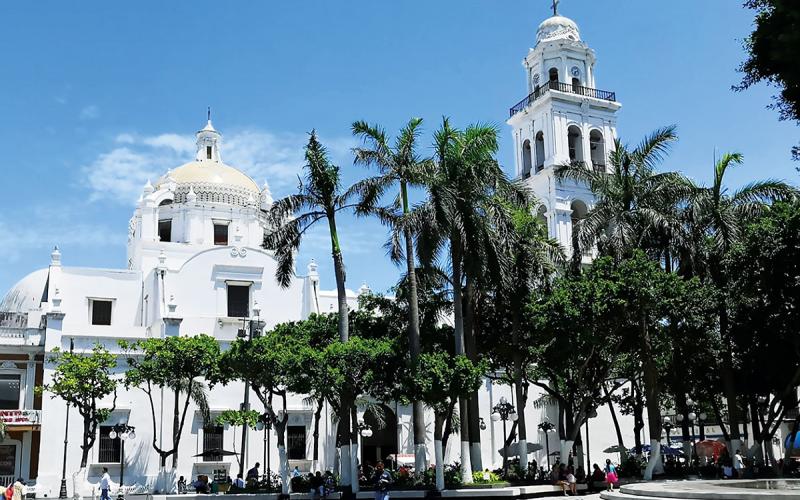 Misas en la Catedral de Veracruz para festejar el “Día del Amor”