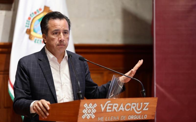 Cuitláhuac García exhorta al compromiso para obtener el semáforo verde