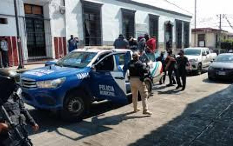 Banda que robó Sanborns en Boca del Río fueron detenidos en Yanga