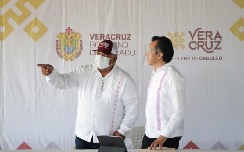  El gobernador de Veracruz analiza probable blindaje en elecciones de junio