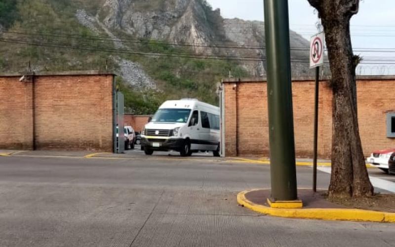 Policías municipales de Orizaba presentarán exámenes de control y confianza en el C3 de Tlaxcala, tras ser desarmados por personal de SSP